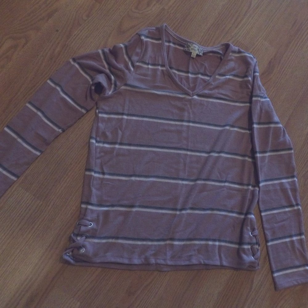 Pink Republic - Dusty Rose/Gray/White Poly/Rayon Lightweight Sweater